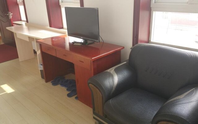 Dalian Golden Beach Swan Lake Hotel