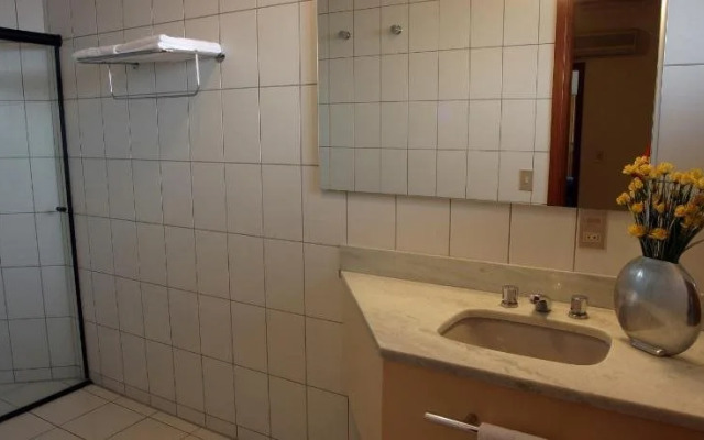 Lagoa Serena Flat Hotel