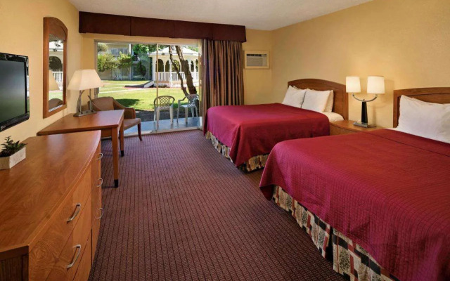 Best Western Golden Sails Hotel