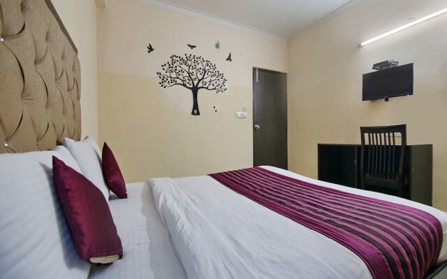 OYO 709 Hotel Cross Winds