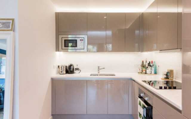 Bright 2 Bedroom Flat By Elephant And Castle