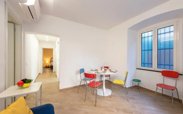 Central Flat In Genova