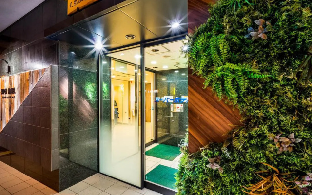 Super Hotel JR Shin-Osaka Higashiguchi