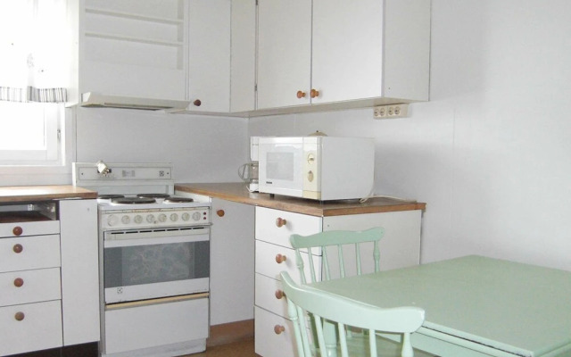 4 Person Holiday Home in HÃ¸yheimsvik