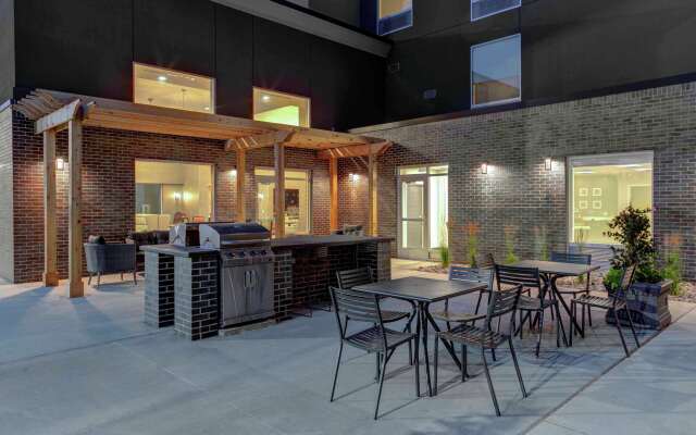 Homewood Suites by Hilton Lansing Eastwood