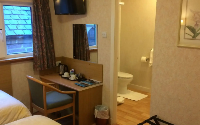 MacDougall Clansman Hotel