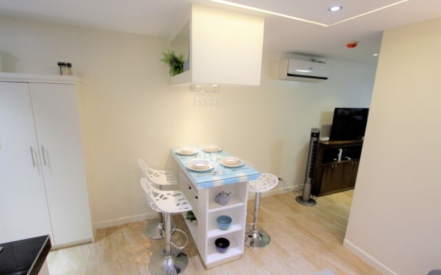 Indigo Manila Apartment @ ADB