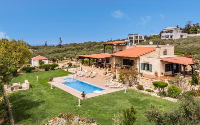 Athina Traditional Villa