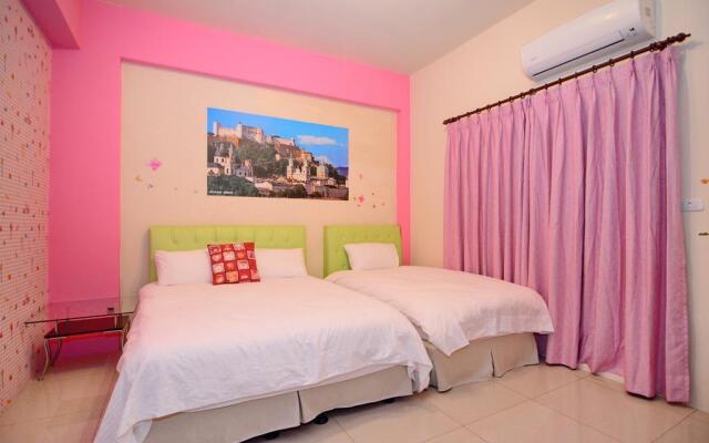 Santorini Music Family B&B