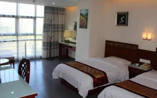 Weijia Business Hotel