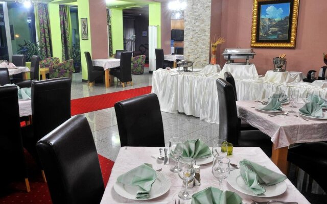 Hotel Gold