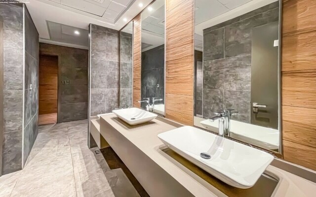 Lake View Luxurious Studio Bnbmehomes