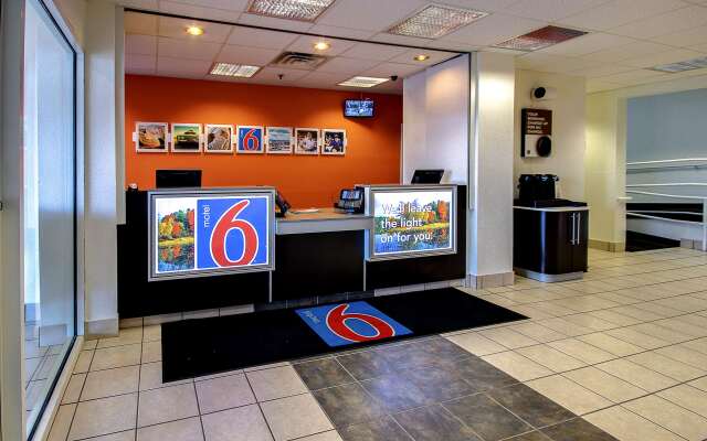 Motel 6 King Of Prussia, PA - Philadelphia