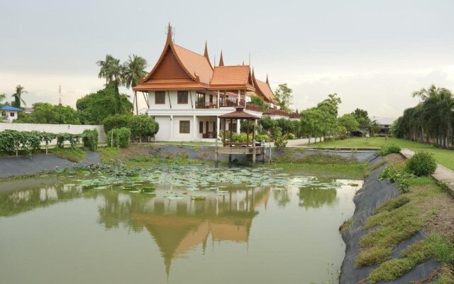 ThaiHome Resort
