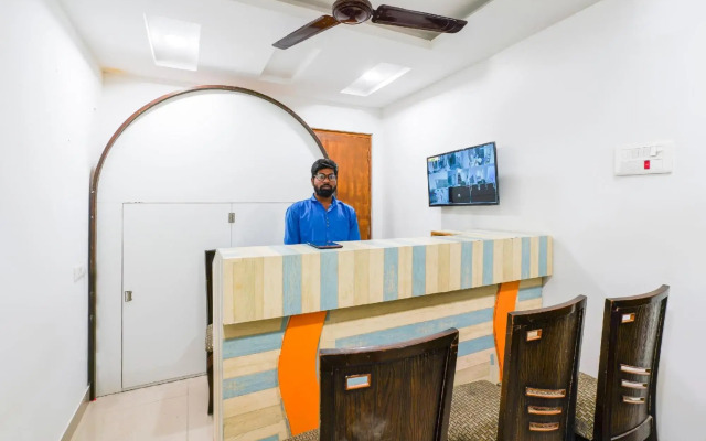 Sa Thirumala Residency by OYO Rooms