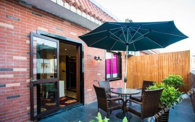 Junyi Hotel (Wenzhou Railway Station Wutian Old Street)