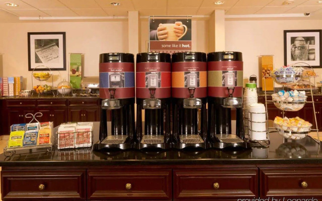 Hampton Inn Suites Jacksonville Airport