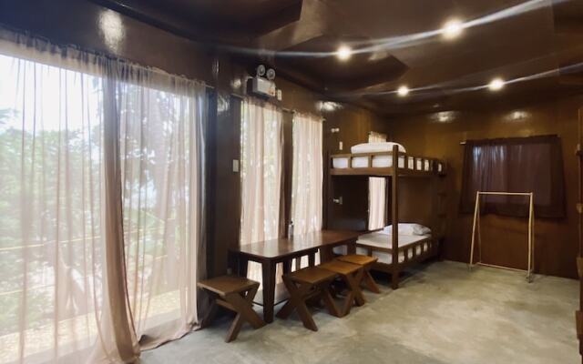 Cocovana Beach Resort - Hostel - Adults Only