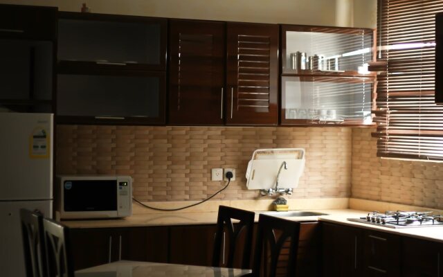 Rest Night Hotel Suites - Al Falah