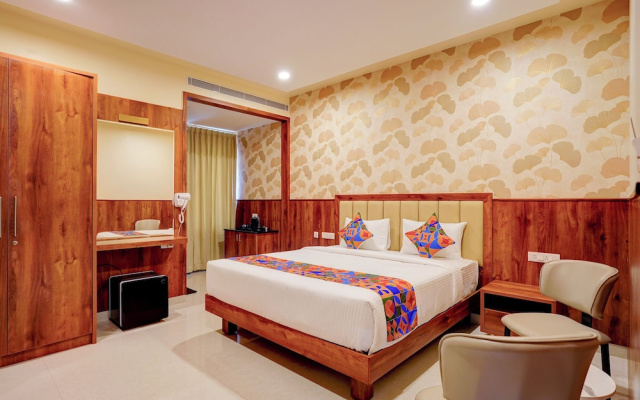 Fabhotel Golden Stay I