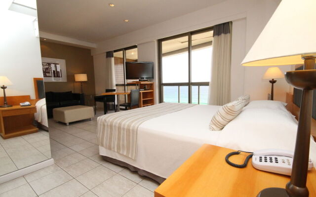 Promenade Casa del Mar