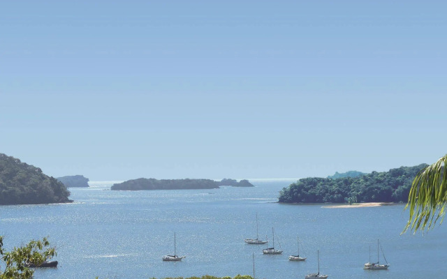 Bocas del Mar Hotel