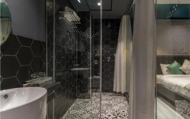 OYO Premium Hyderabad Whitefield