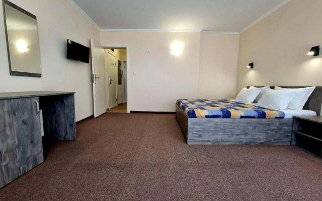 Hotel Azurro