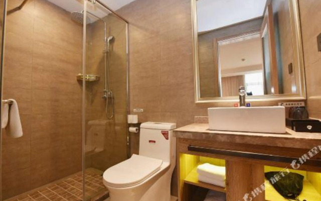 Super 8 (North Of Yihuan Mengcheng Road)