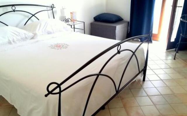 La Rosa Il Bio Bed & Breakfast