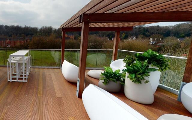 Gorgeous Studios - NEWCASTLE UNDER LYME