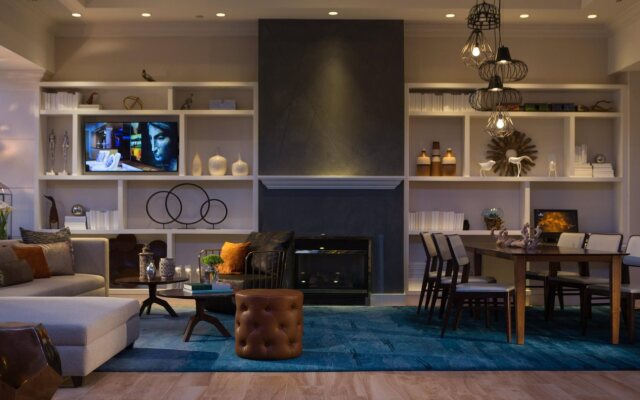 Renaissance Meadowlands Hotel