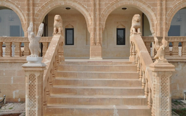 Turabdin Hotel
