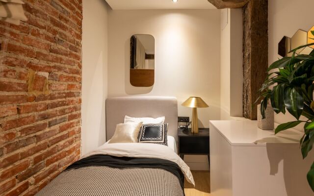 Renovado y céntrico apartamento con AC
