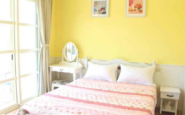 Summer Inn