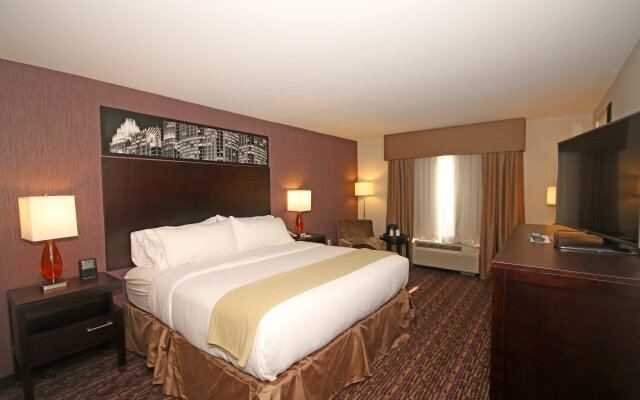 Holiday Inn Express & Suites Charlotte North, an IHG Hotel