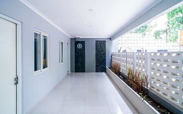 KoolKost Syariah near Lippo Mall Kemang - Minimum Stay 6 Nights
