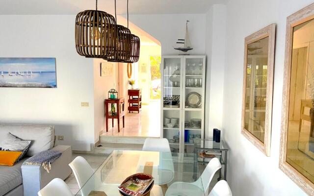 PLAYA PALOMA Beach House 8PAX