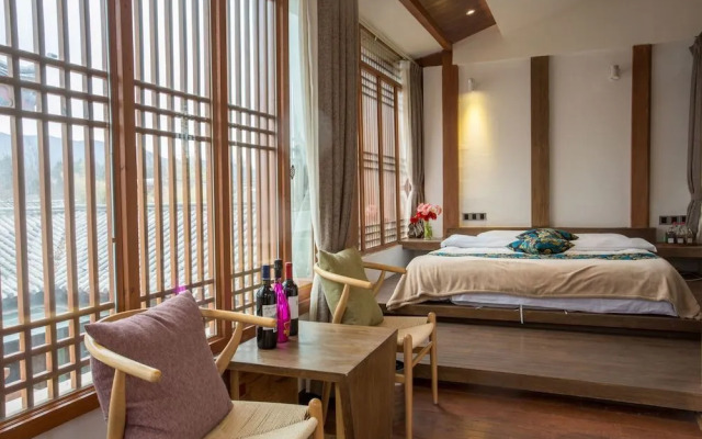 Yunzhong Baisha Lijiang Inn