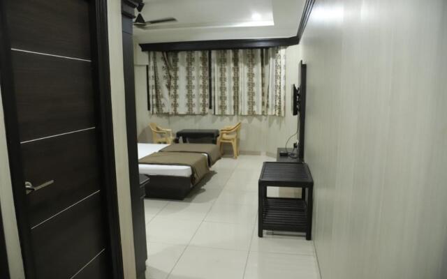 Staymaker Siddeshwara Comforts