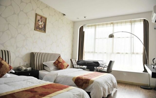 Wulong Xiannvshan Platinum Hotel