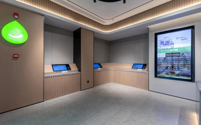 Hi Inn (Kunshan Huaqiao Administrative Service Center)