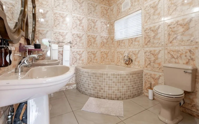 Olivers Bed and Breakfast