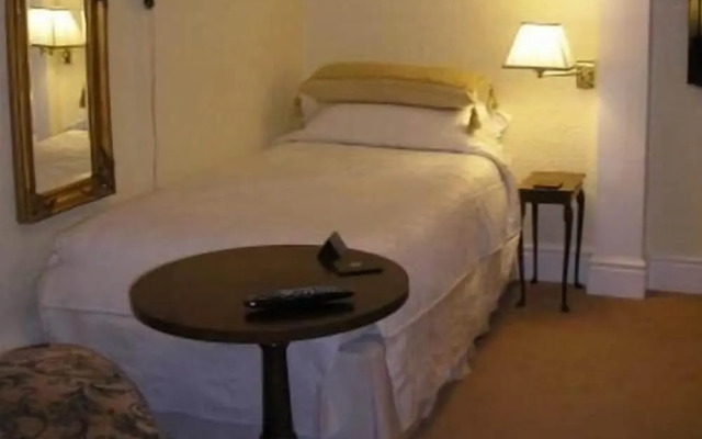 Bentley Tower Hotel