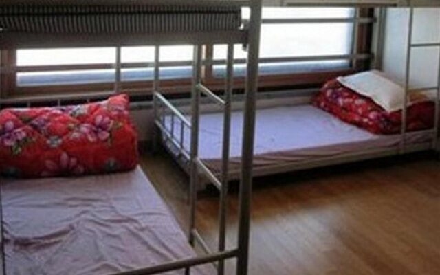 Jin's Paradise Hostel