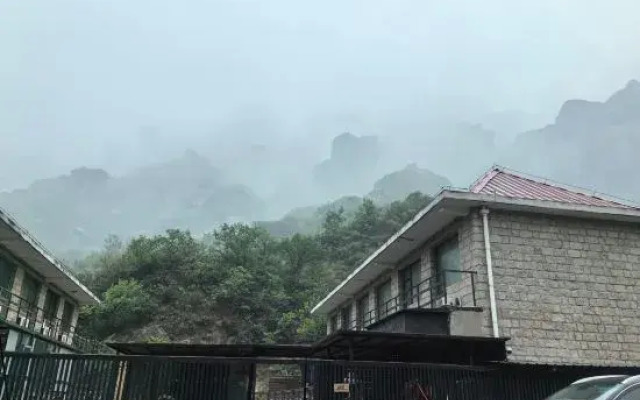 Beijing Tianmen Shanchuanli Homestay (Qinglianggu Branch)