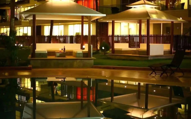 LEISUREBAY
