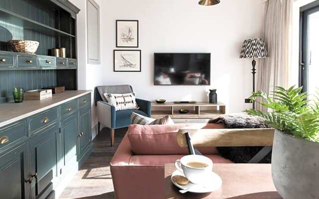 Gara Rock - The Penthouse