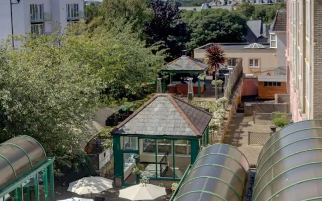 The Norfolk Royale Hotel