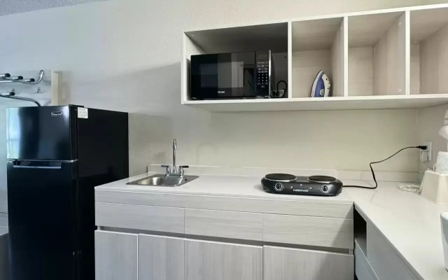 Suburban Studios McDonough South I-75